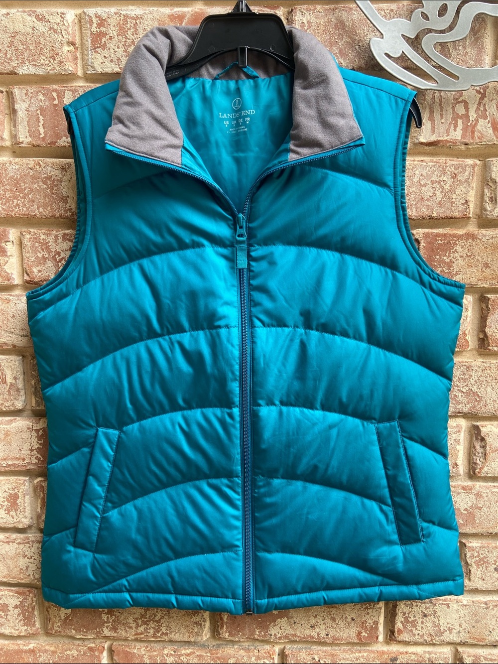Women’s Turquoise lightweight puffer vest, Lands End, size S - Picture 15 of 16